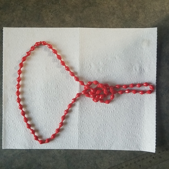 Vintage red costume jewelry - Picture 3 of 4